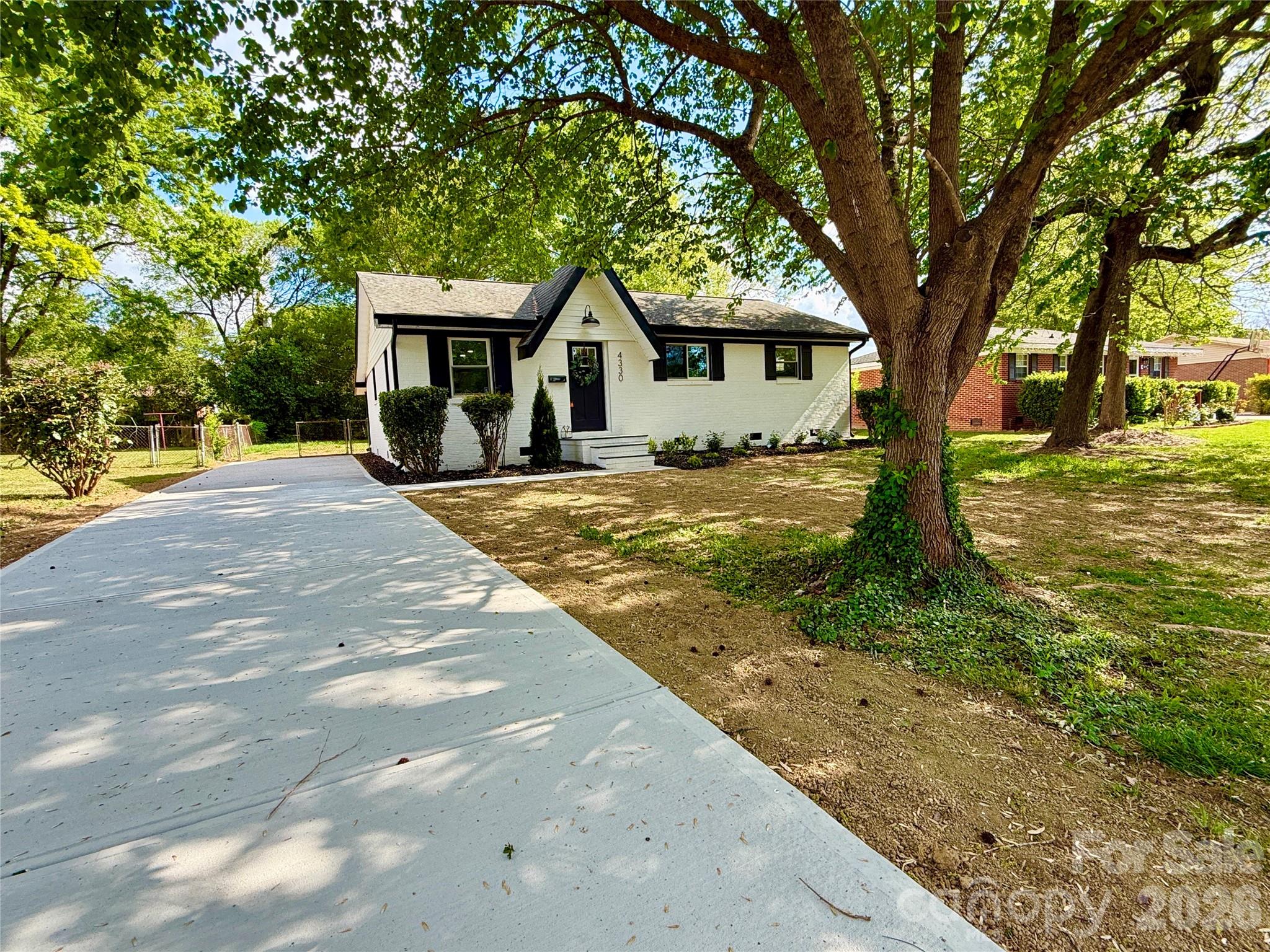 4330 Colebrook Road Charlotte NC 28215
