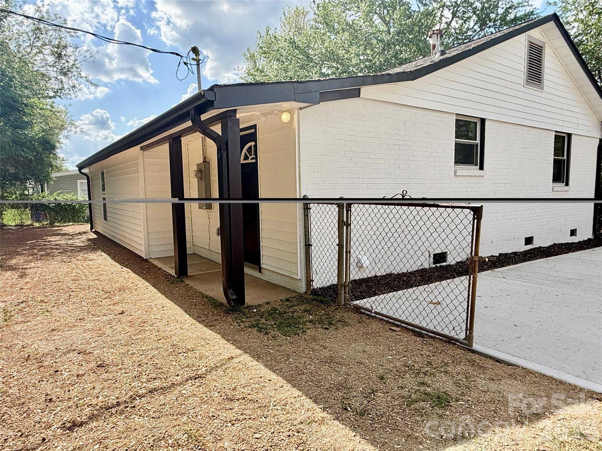 4330 Colebrook Road Charlotte NC 28215