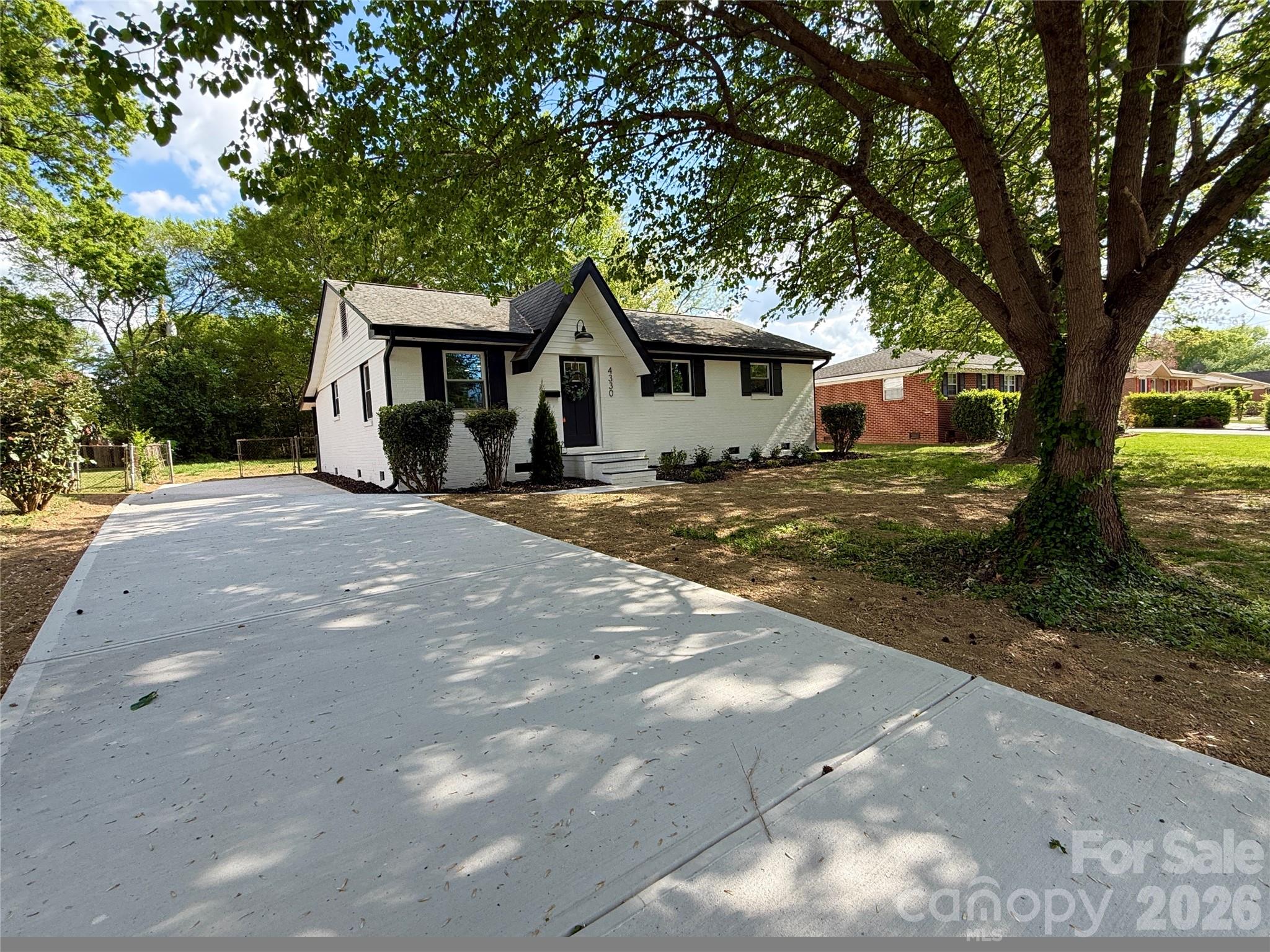 4330 Colebrook Road Charlotte NC 28215