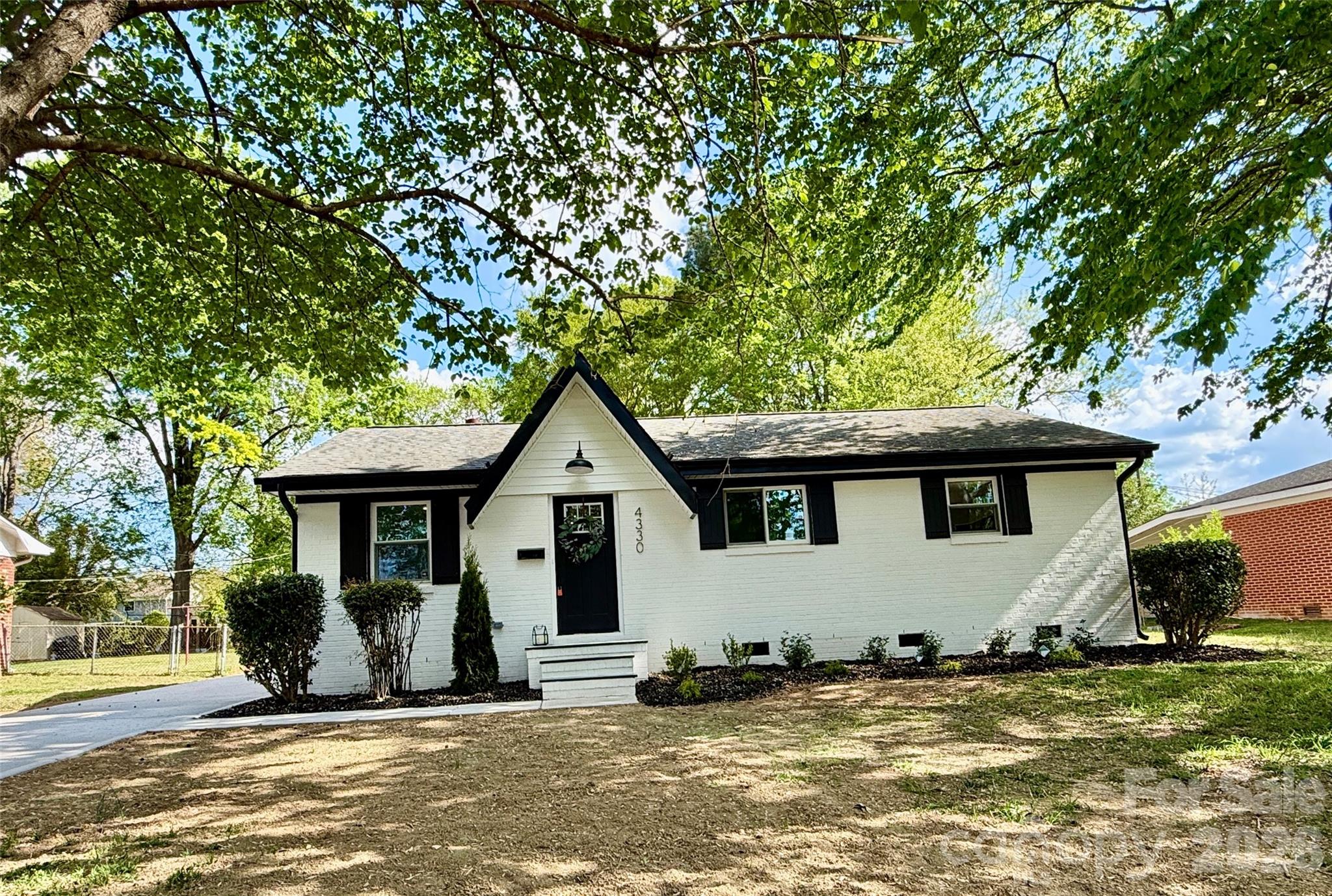 4330 Colebrook Road Charlotte NC 28215