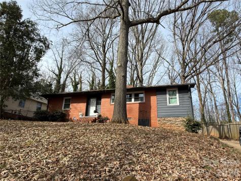 1826 Camp Greene Street Charlotte NC 28208