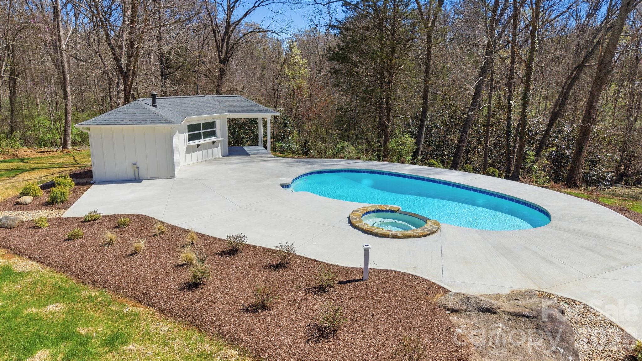 913 Kelly Road Mount Holly NC 28120