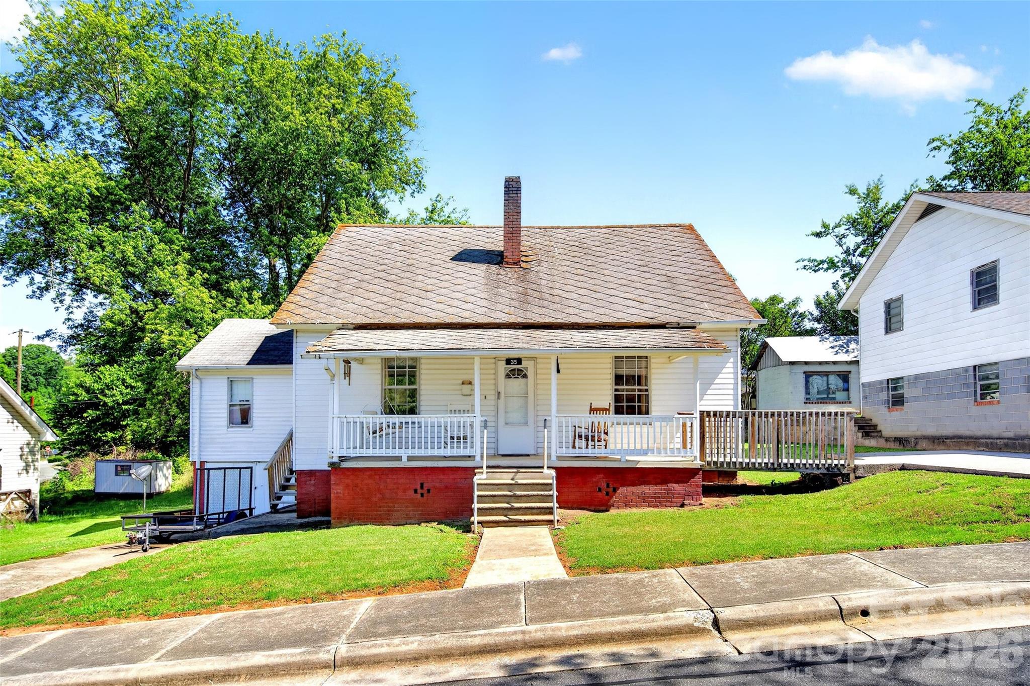 35 Second Street Marion NC 28752