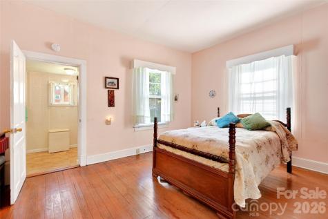 35 Second Street Marion NC 28752