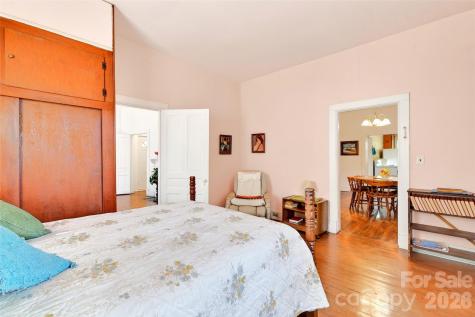 35 Second Street Marion NC 28752