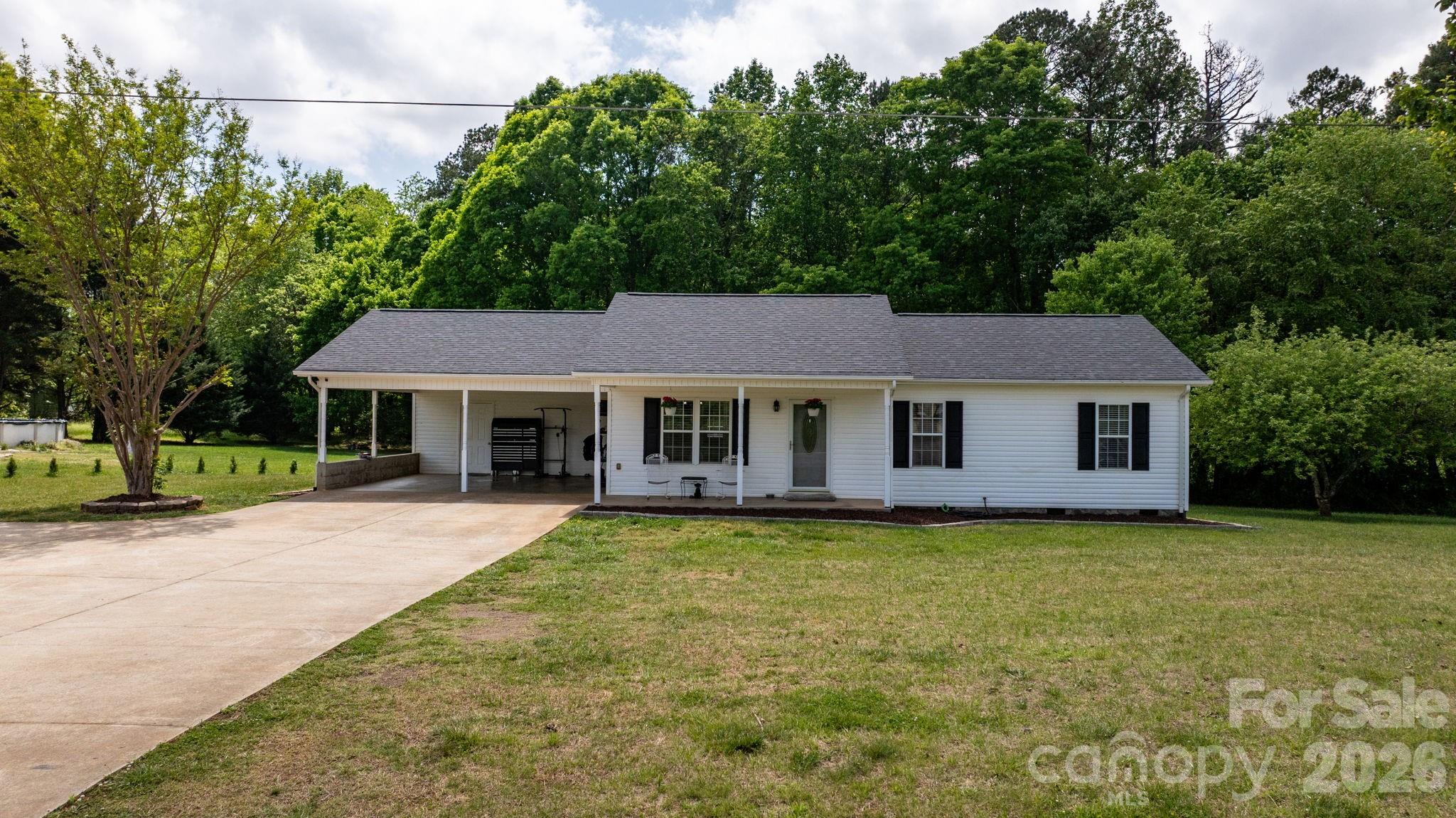 900 Pine Mountain Road Hudson NC 28638