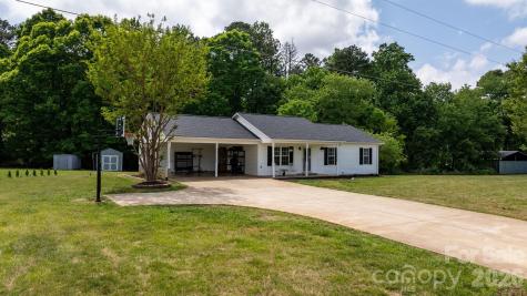 900 Pine Mountain Road Hudson NC 28638