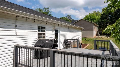900 Pine Mountain Road Hudson NC 28638
