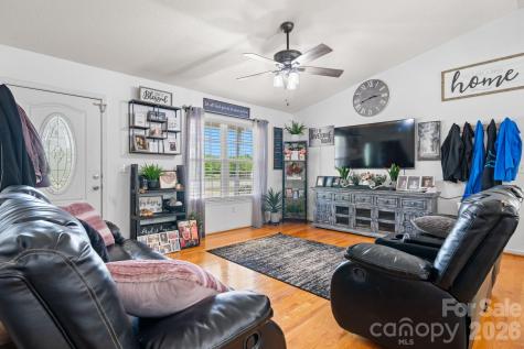900 Pine Mountain Road Hudson NC 28638
