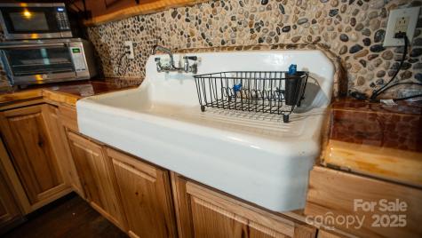 4189 Bristol Place Collettsville NC 28611