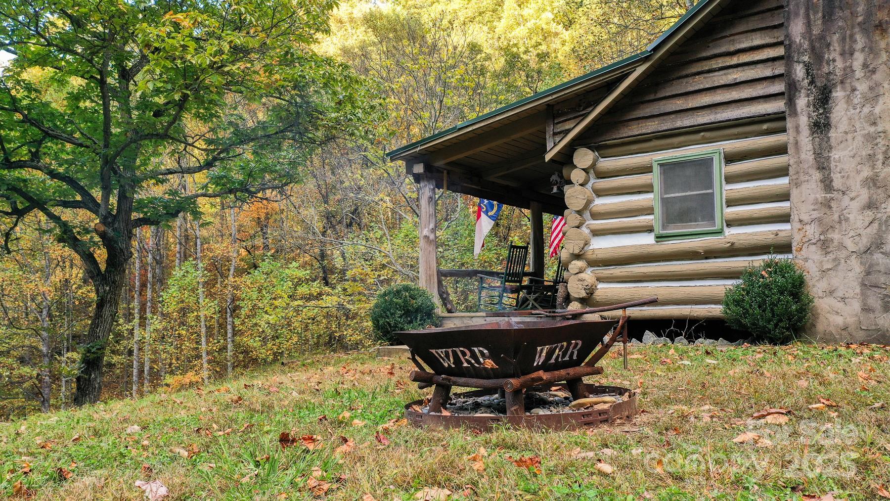 4189 Bristol Place Collettsville NC 28611
