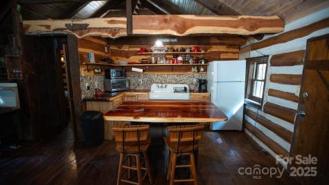 4189 Bristol Place Collettsville NC 28611
