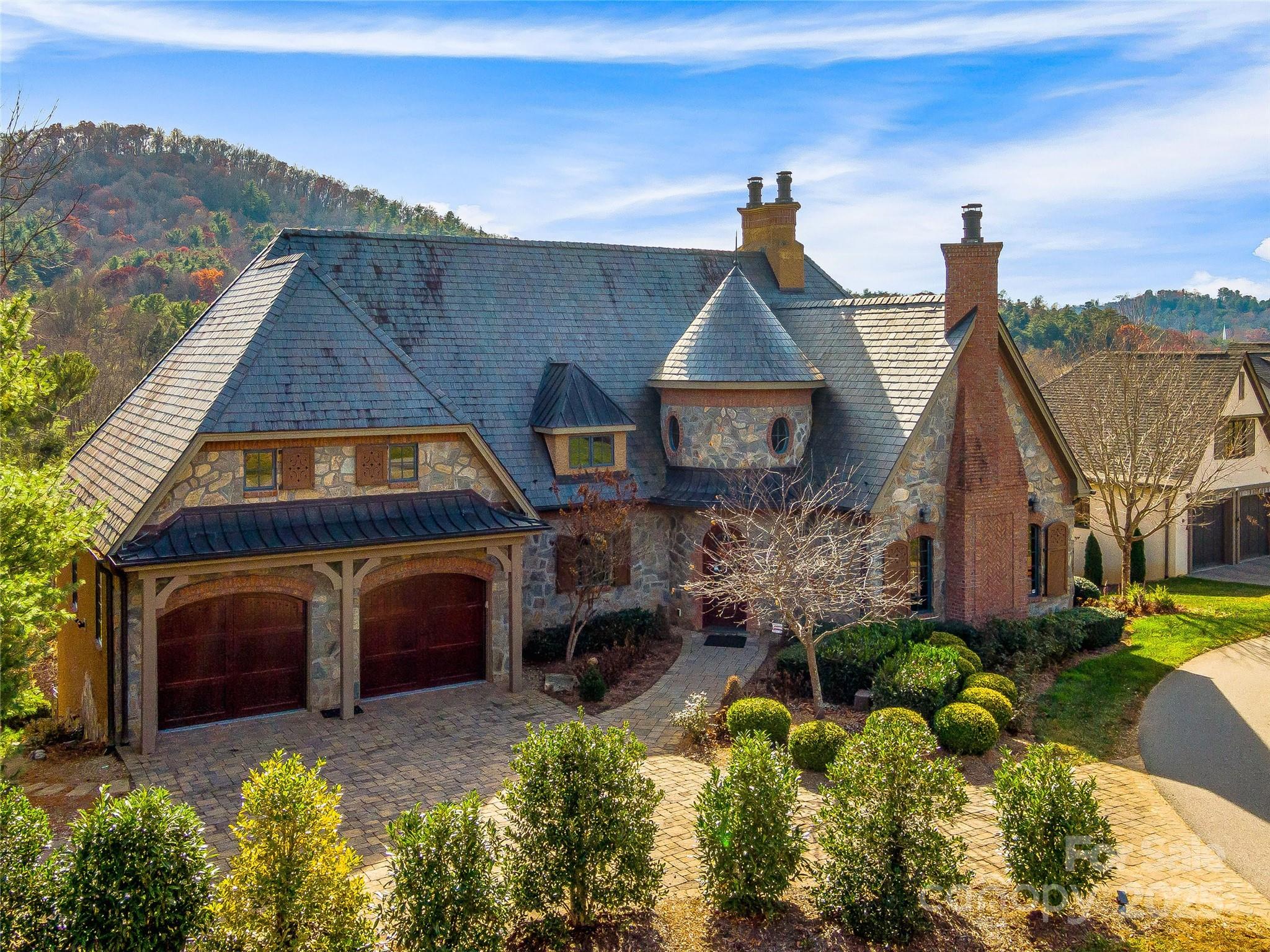 20 Snap Dragon Court Asheville NC 28804