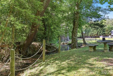 176 + 174 Oak Hollow Road Union Grove NC 28689