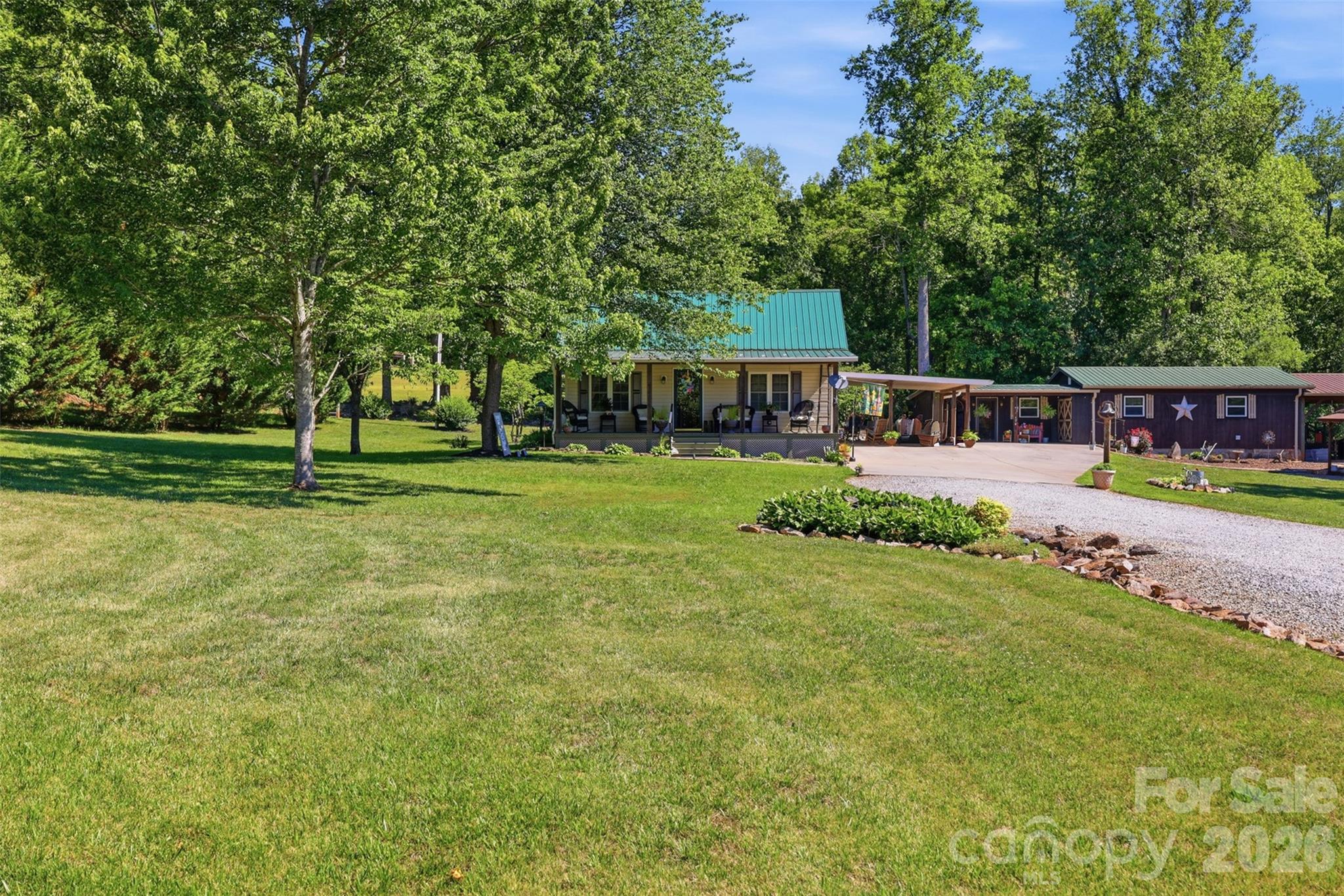 176 + 174 Oak Hollow Road Union Grove NC 28689