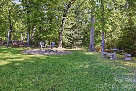 176 + 174 Oak Hollow Road Union Grove NC 28689
