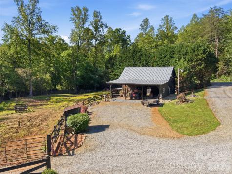 176 + 174 Oak Hollow Road Union Grove NC 28689