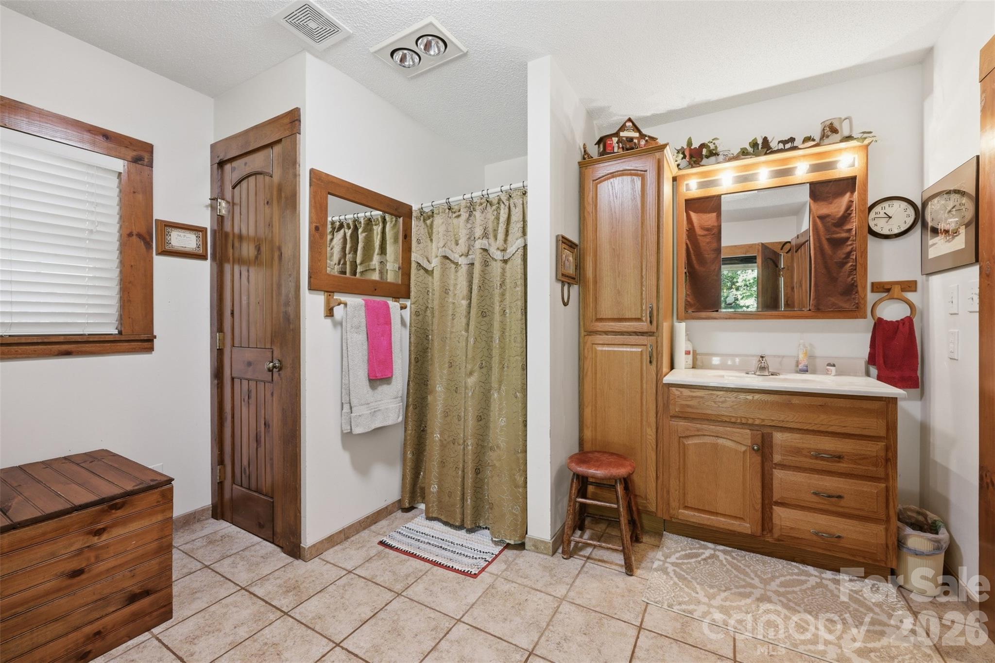 176 + 174 Oak Hollow Road Union Grove NC 28689