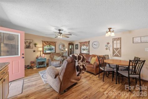 176 + 174 Oak Hollow Road Union Grove NC 28689