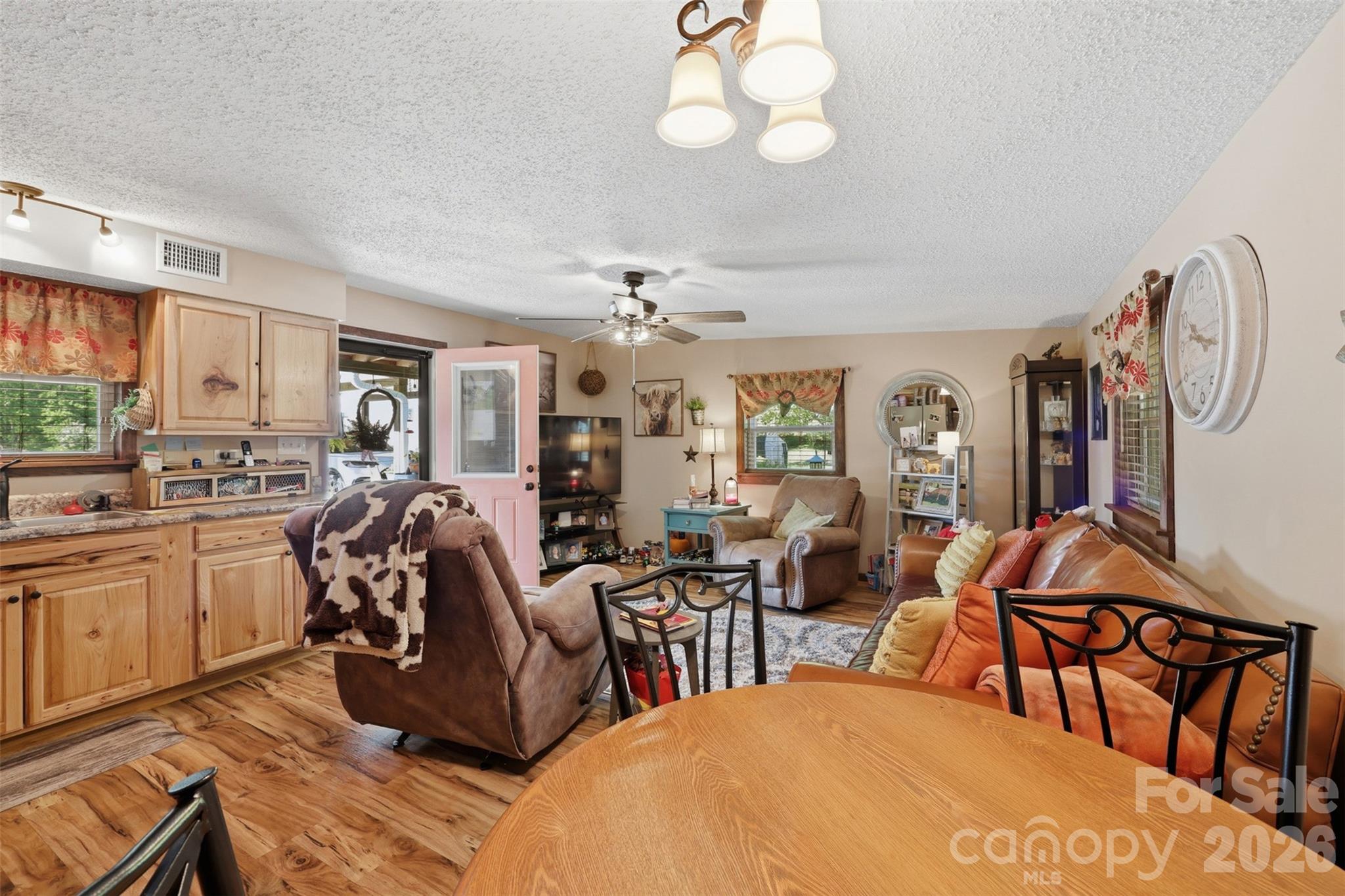 176 + 174 Oak Hollow Road Union Grove NC 28689