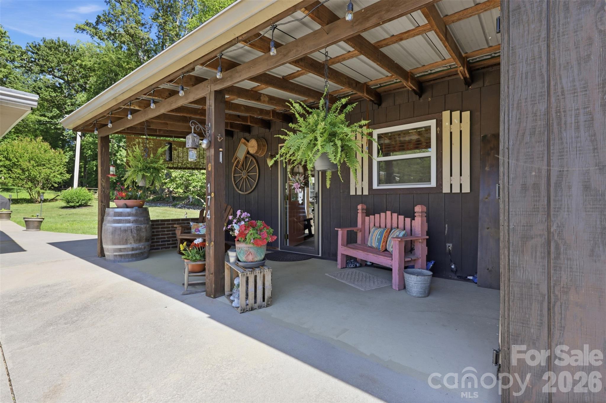 176 + 174 Oak Hollow Road Union Grove NC 28689