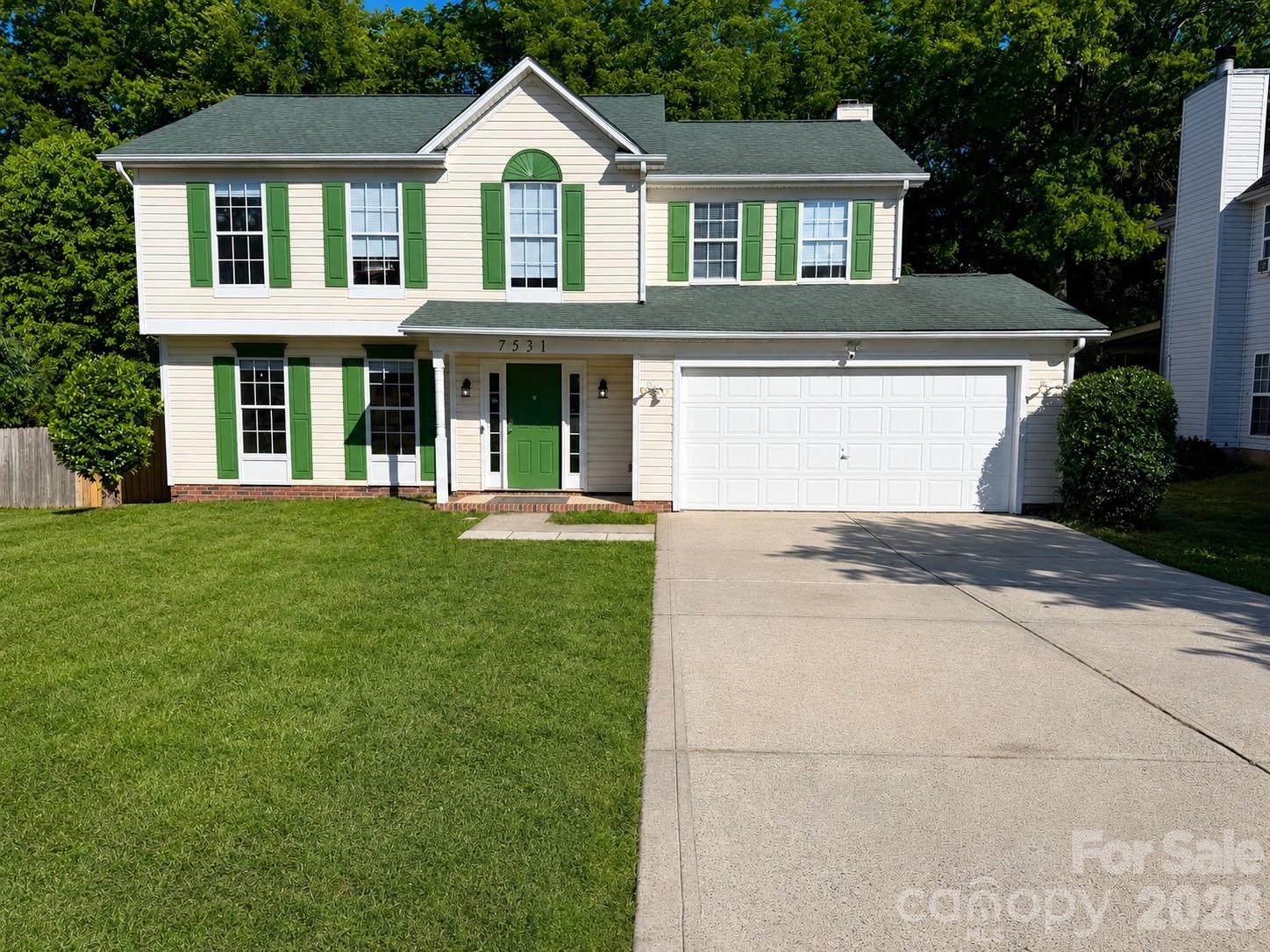 7531 Woodknoll Drive Charlotte NC 28217