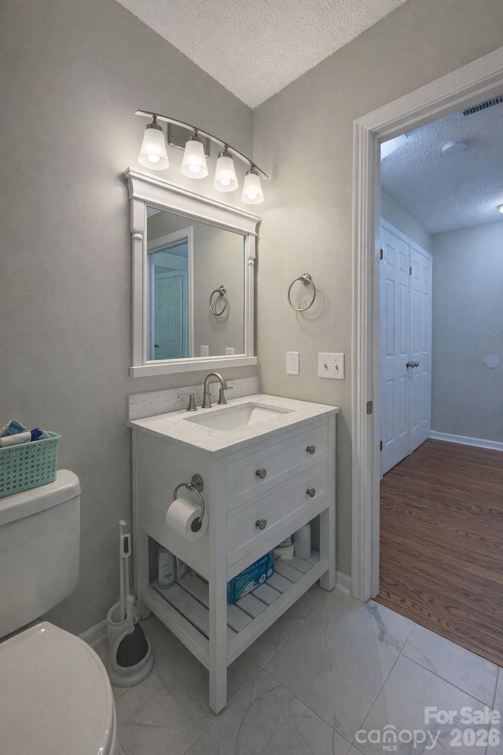 7531 Woodknoll Drive Charlotte NC 28217
