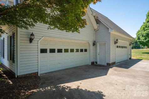 128 Windy Hill Drive Cherryville NC 28021