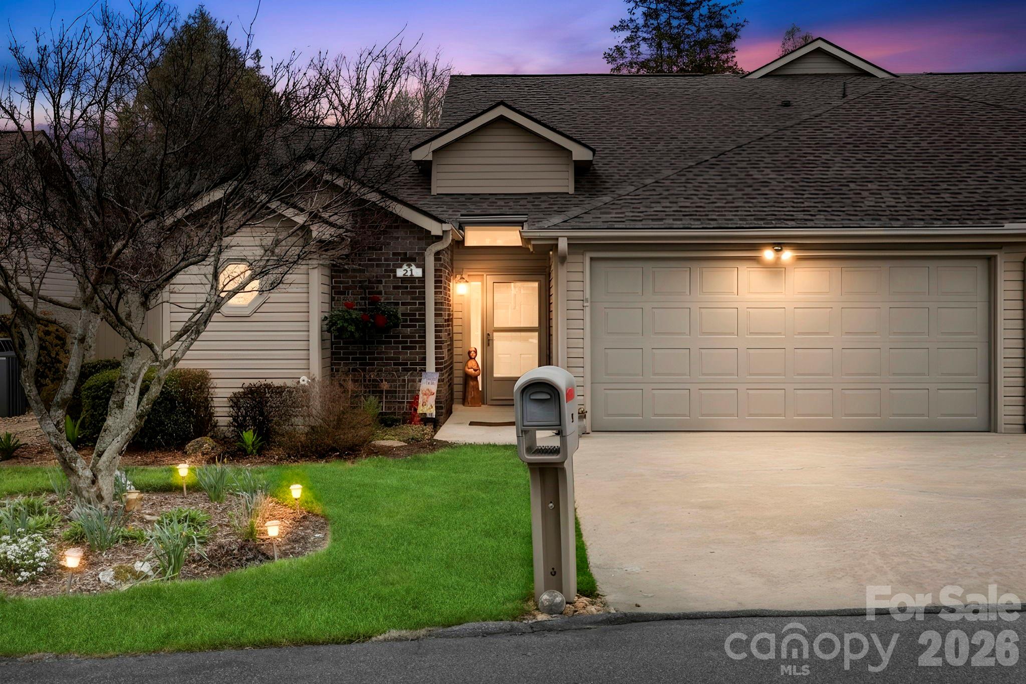 21 Tisha Lane Hendersonville NC 28739