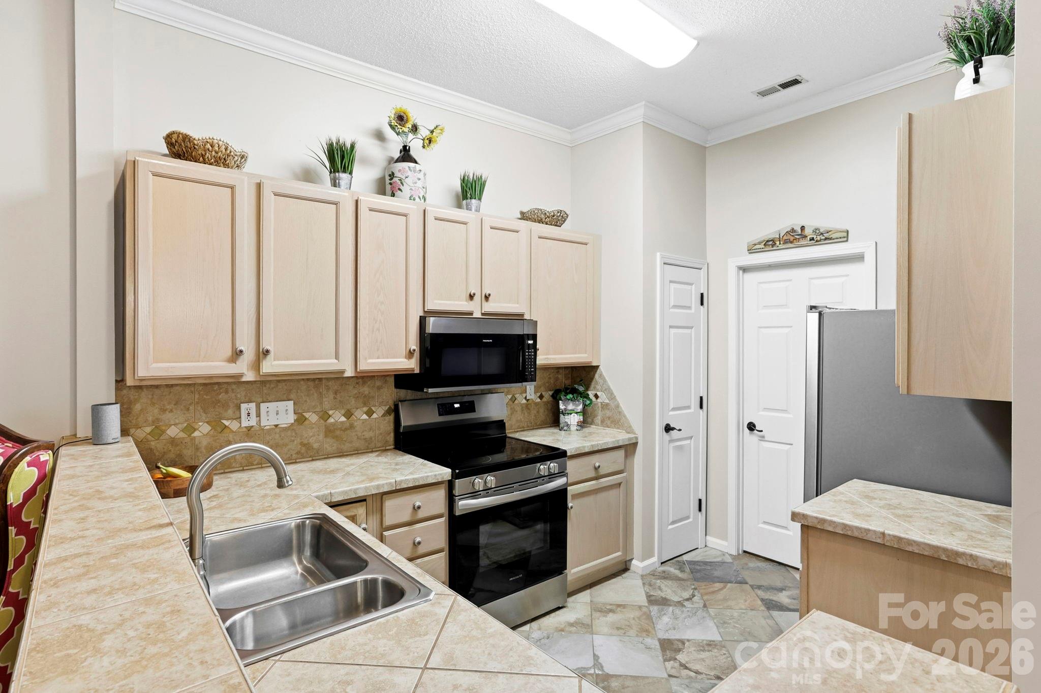 21 Tisha Lane Hendersonville NC 28739