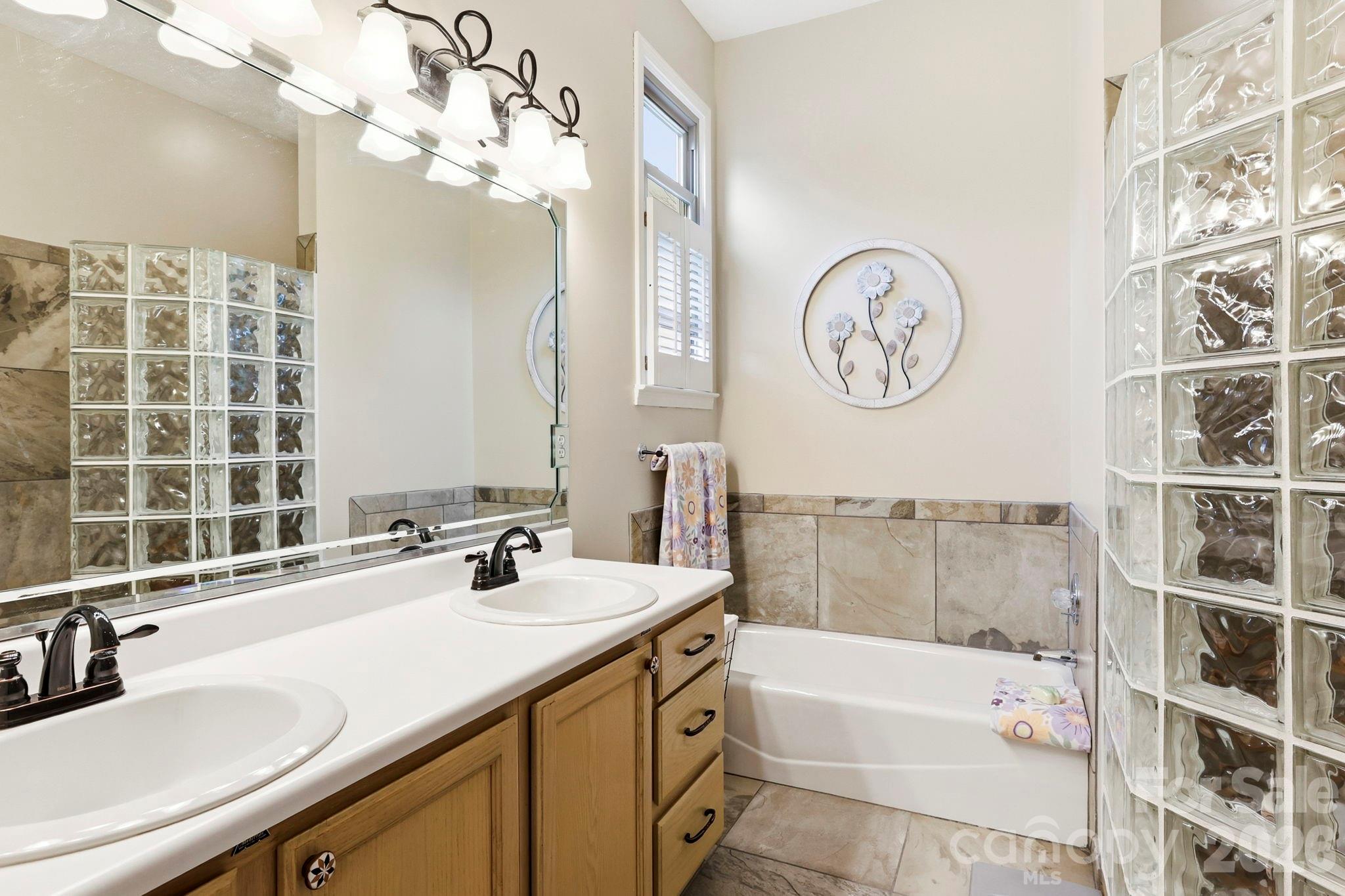 21 Tisha Lane Hendersonville NC 28739