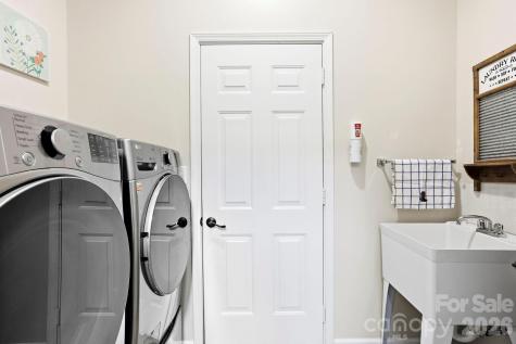 21 Tisha Lane Hendersonville NC 28739