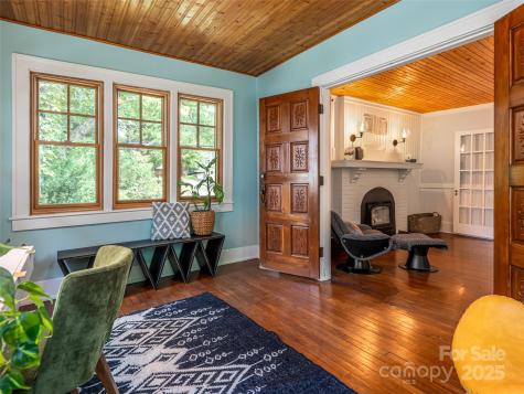 60 Dorchester Avenue Asheville NC 28806