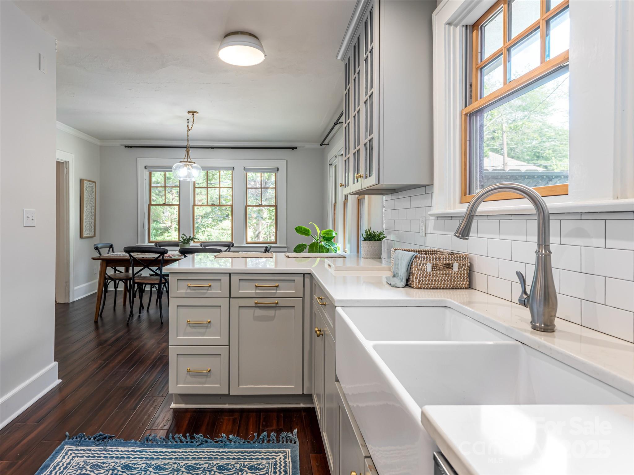 60 Dorchester Avenue Asheville NC 28806