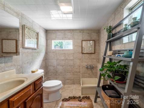 60 Dorchester Avenue Asheville NC 28806