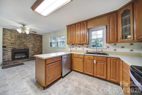 3987 Taxahaw Road Lancaster SC 29720