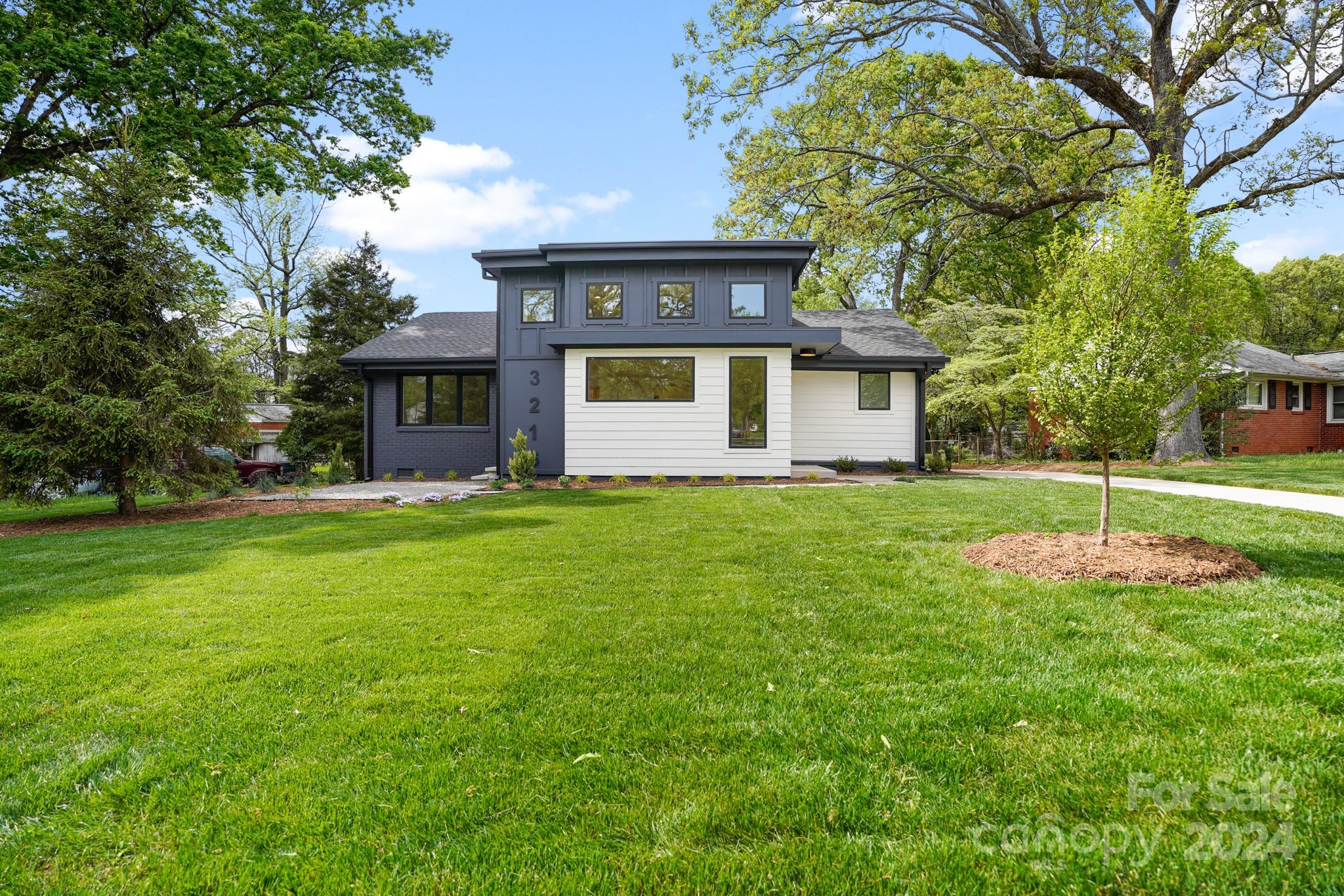 3216 Kempton Place Charlotte NC 28208