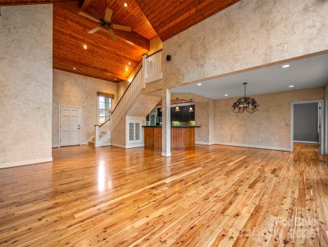 21 Wild Flower Hollow Hendersonville NC 28739