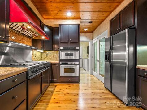 21 Wild Flower Hollow Hendersonville NC 28739