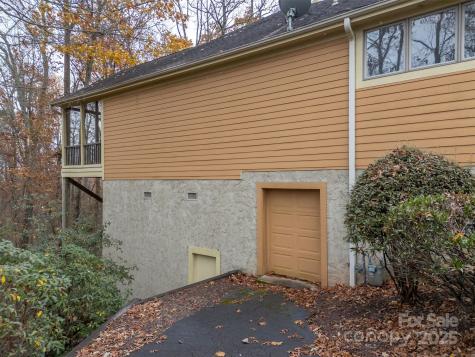 21 Wild Flower Hollow Hendersonville NC 28739