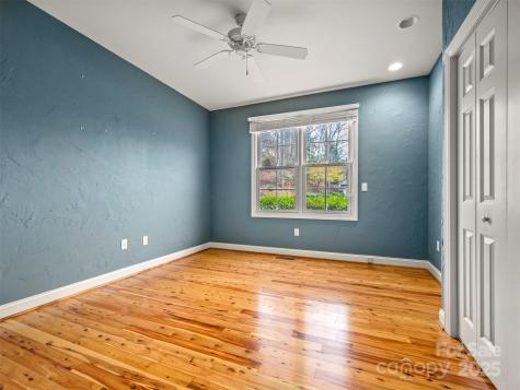 21 Wild Flower Hollow Hendersonville NC 28739