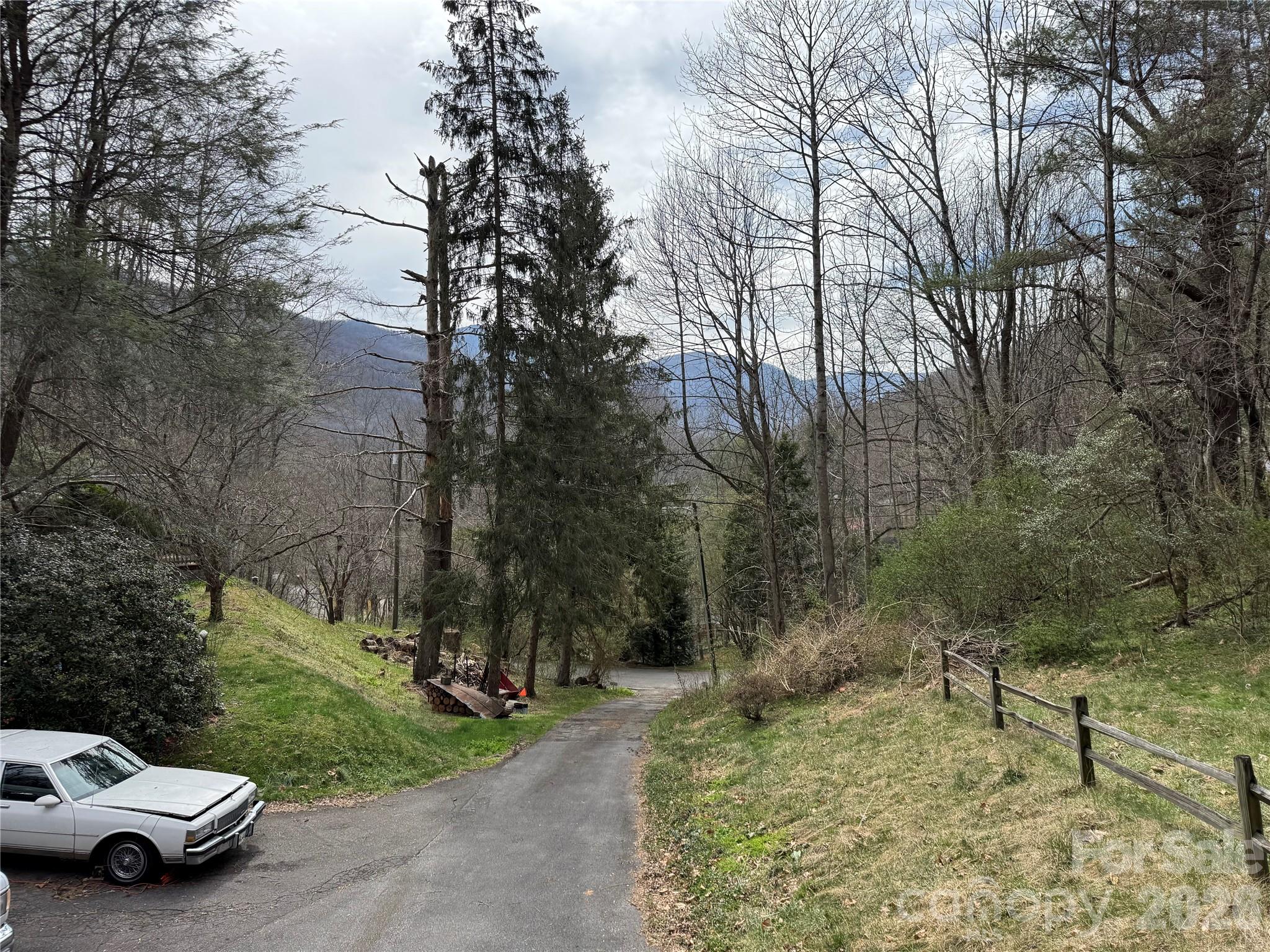 814 Mountain View Drive Maggie Valley NC 28751