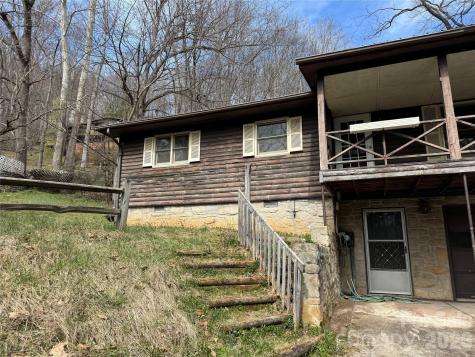 814 Mountain View Drive Maggie Valley NC 28751