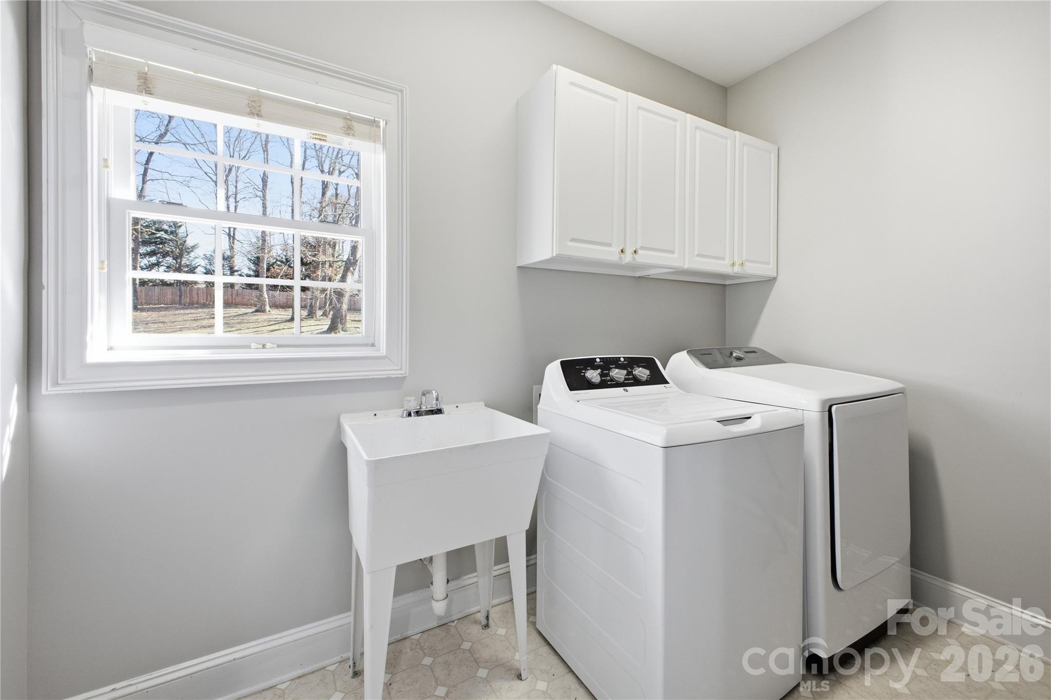 4425 Glen Oaks Drive Matthews NC 28104