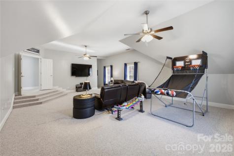4425 Glen Oaks Drive Matthews NC 28104