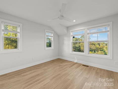122 Hazel Mill Road Asheville NC 28806