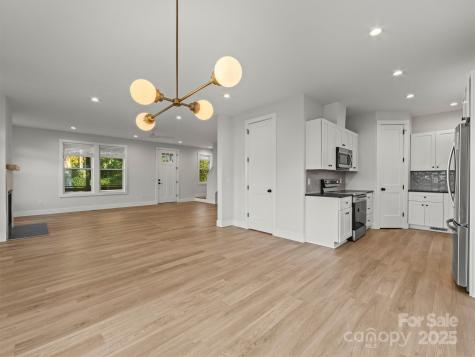 122 Hazel Mill Road Asheville NC 28806