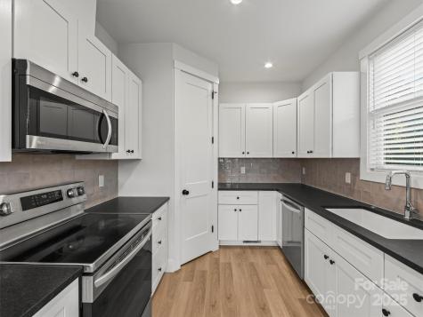 122 Hazel Mill Road Asheville NC 28806