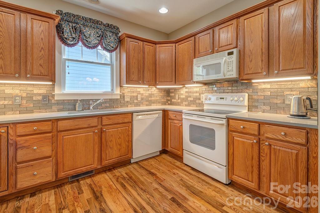 4 Olde Cottage Lane Asheville NC 28803