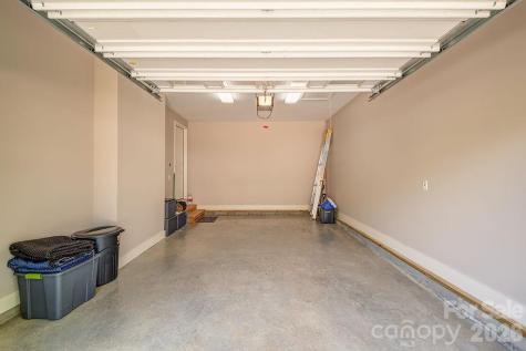 4 Olde Cottage Lane Asheville NC 28803